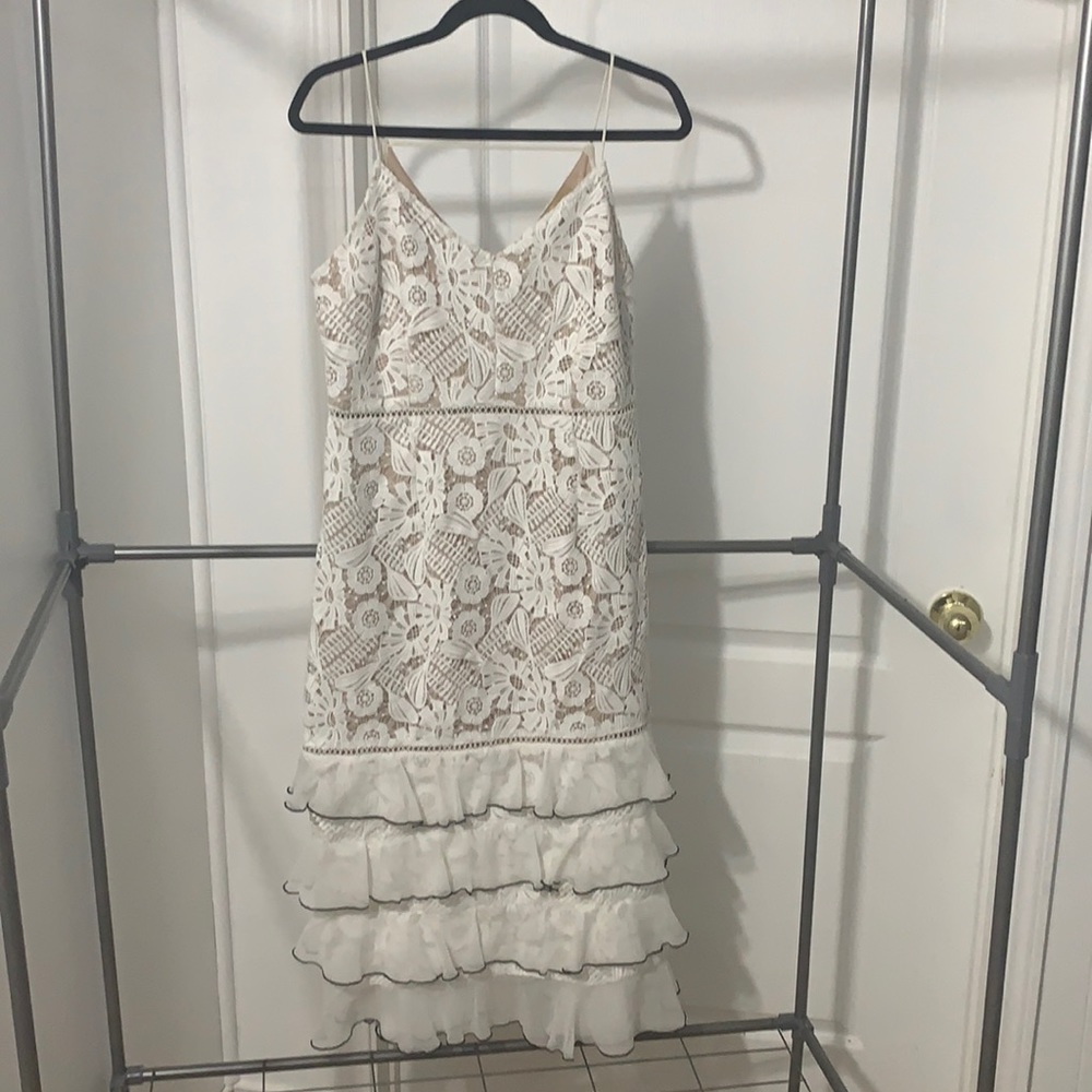 Cute lace cover dress with frills